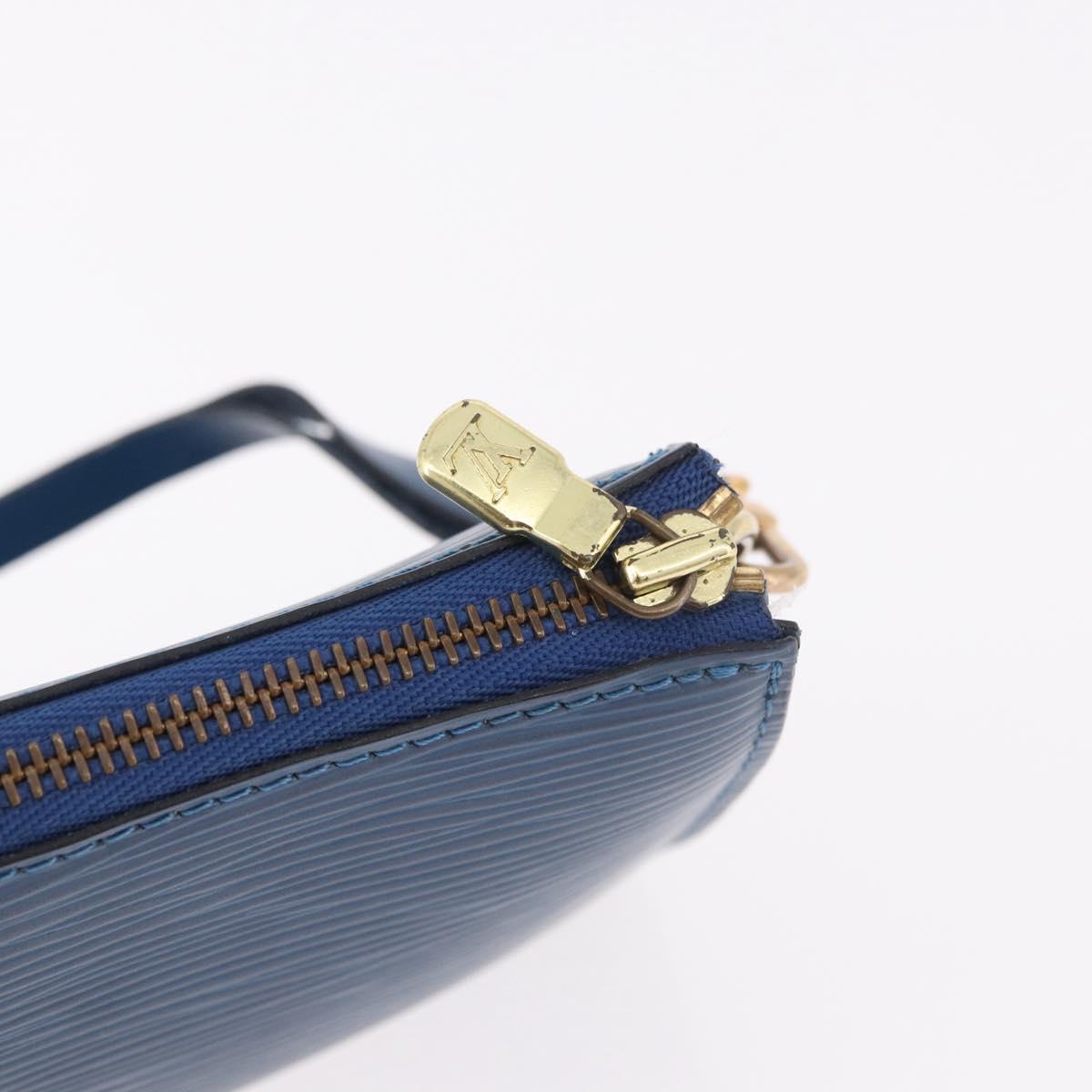 LOUIS VUITTON Epi Pochette Accessoires Pouch Blue M52985 LV Auth 187669
