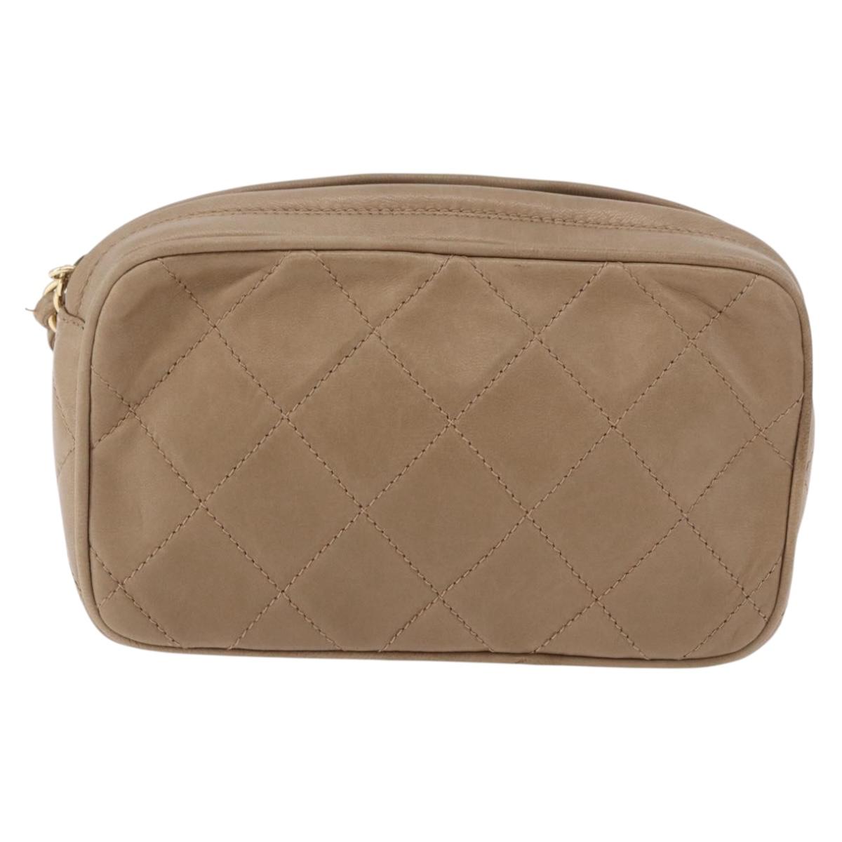 CHANEL Matelasse Pouch Lamb Skin Beige Gold CC Auth 187733A