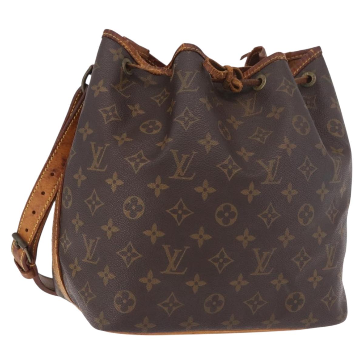 LOUIS VUITTON Monogram Petit Noe Shoulder Bag M42226 LV Auth 187844