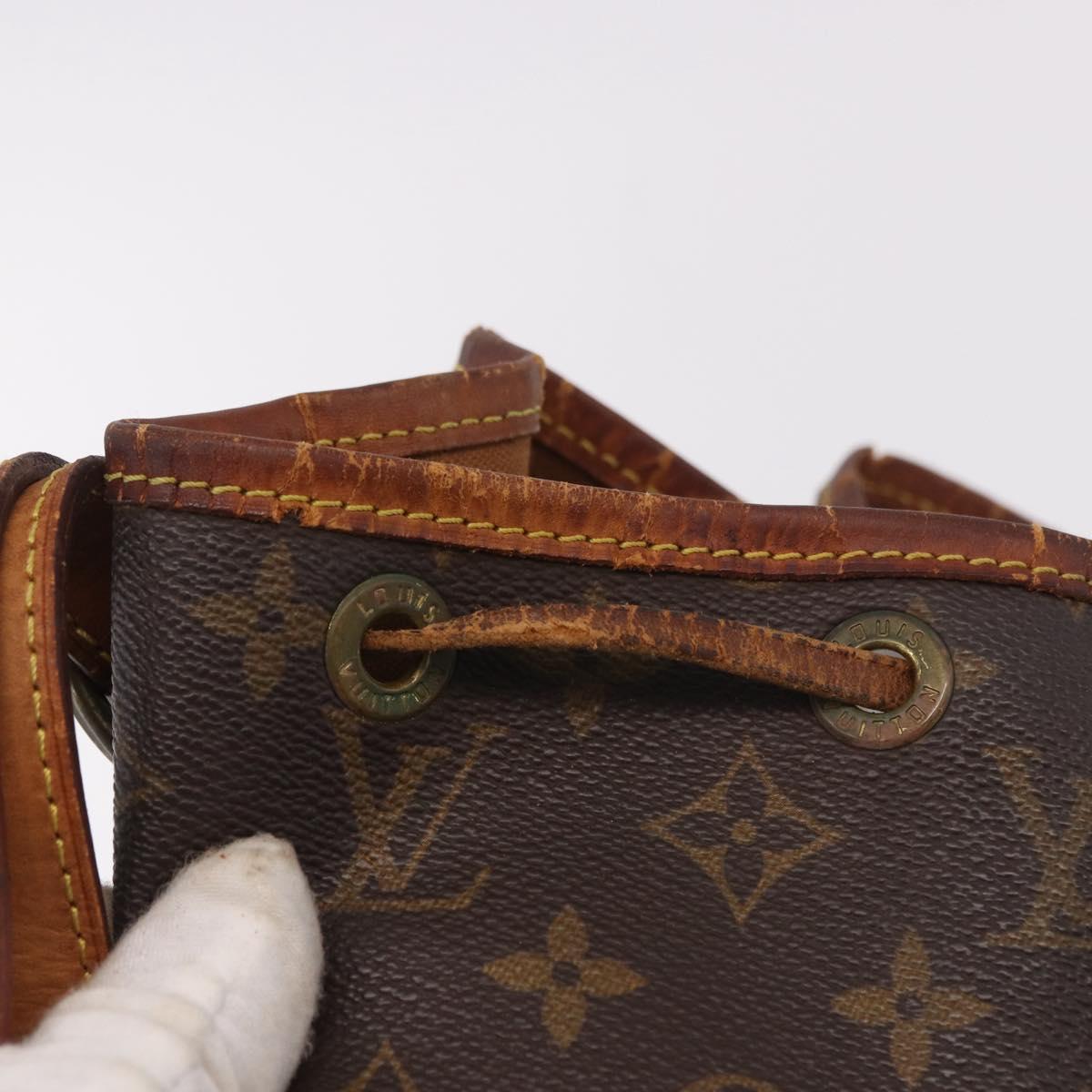 LOUIS VUITTON Monogram Petit Noe Shoulder Bag M42226 LV Auth 187844