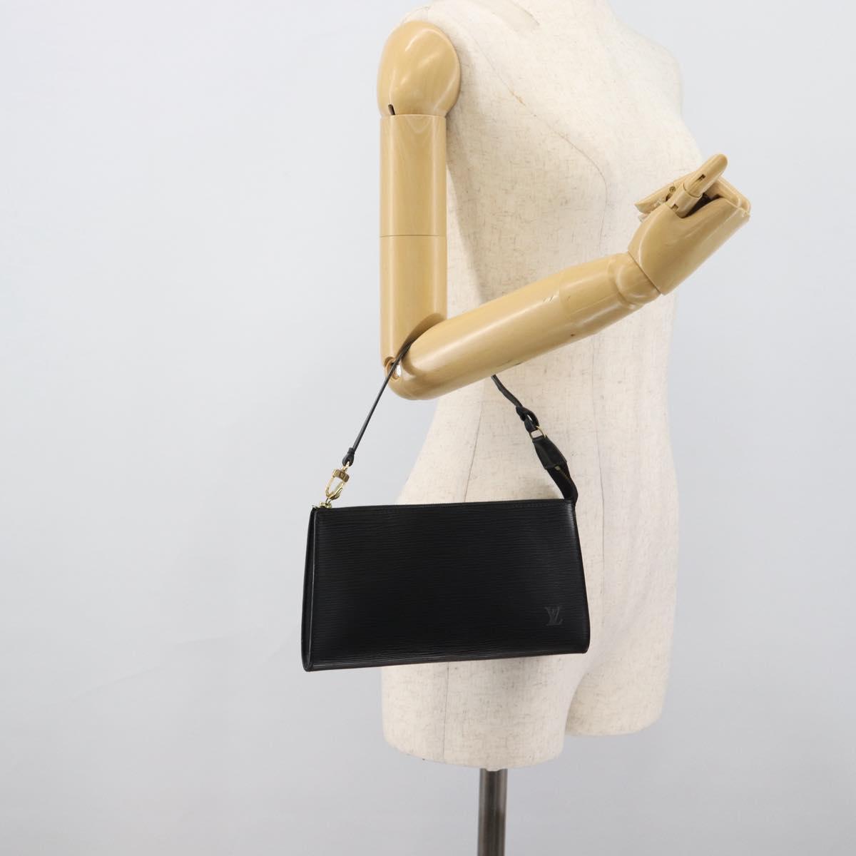 LOUIS VUITTON Epi Pochette Accessoires Pouch Black M52982 LV Auth 187872A