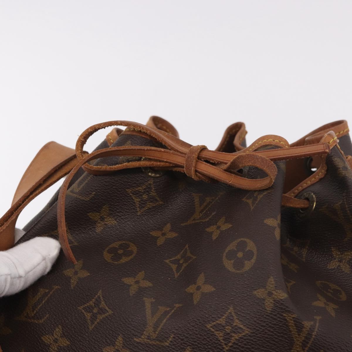 LOUIS VUITTON Monogram Petit Noe Shoulder Bag M42226 LV Auth 187943