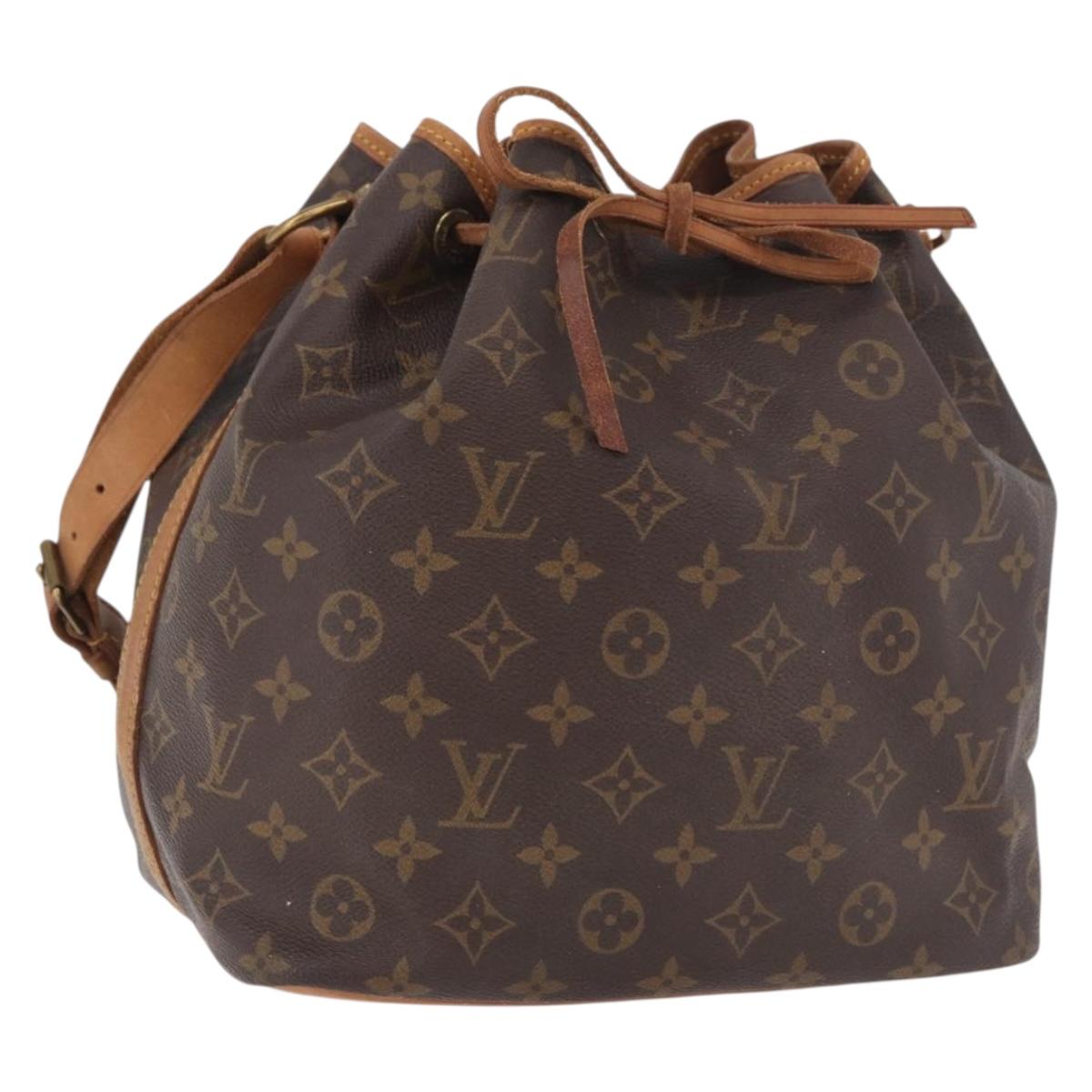 LOUIS VUITTON Monogram Petit Noe Shoulder Bag M42226 LV Auth 187943