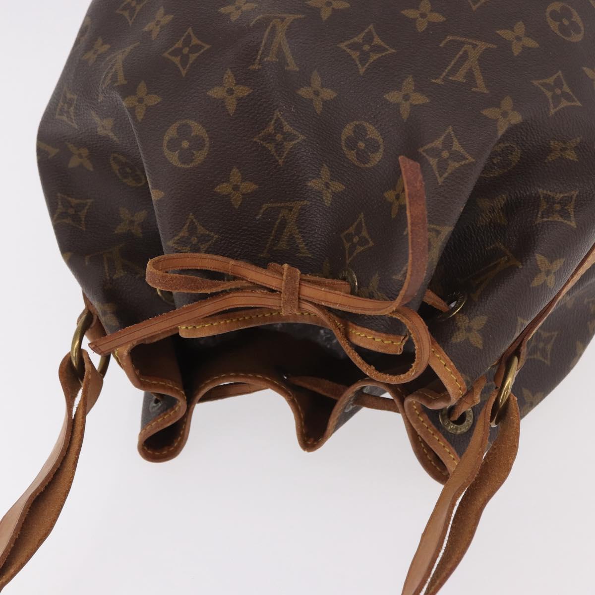 LOUIS VUITTON Monogram Petit Noe Shoulder Bag M42226 LV Auth 187943