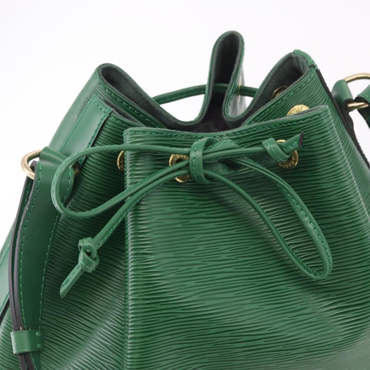 LOUIS VUITTON Epi Petit Noe Shoulder Bag Green M44104 LV Auth 187979V