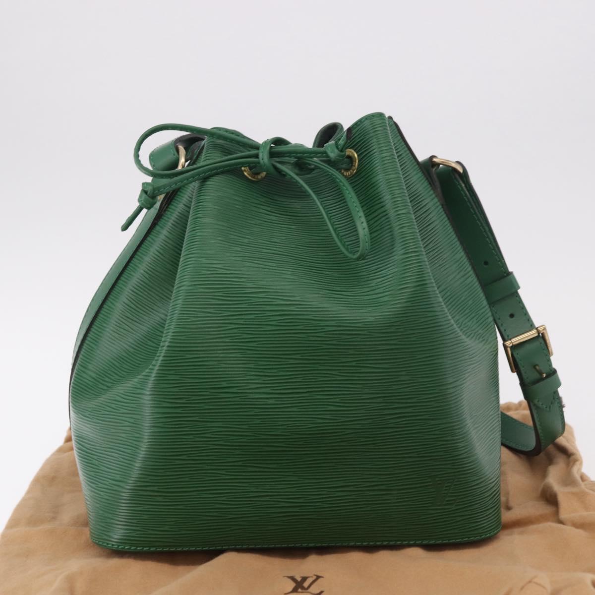 LOUIS VUITTON Epi Petit Noe Shoulder Bag Green M44104 LV Auth 187979V
