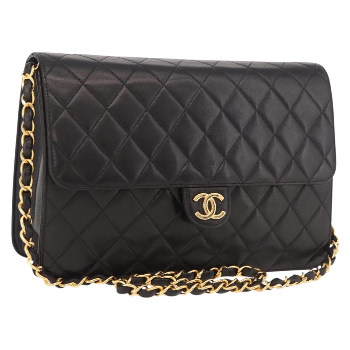 CHANEL Matelasse Lamb Skin Chain Shoulder Bag Black Gold CC Auth 187988M