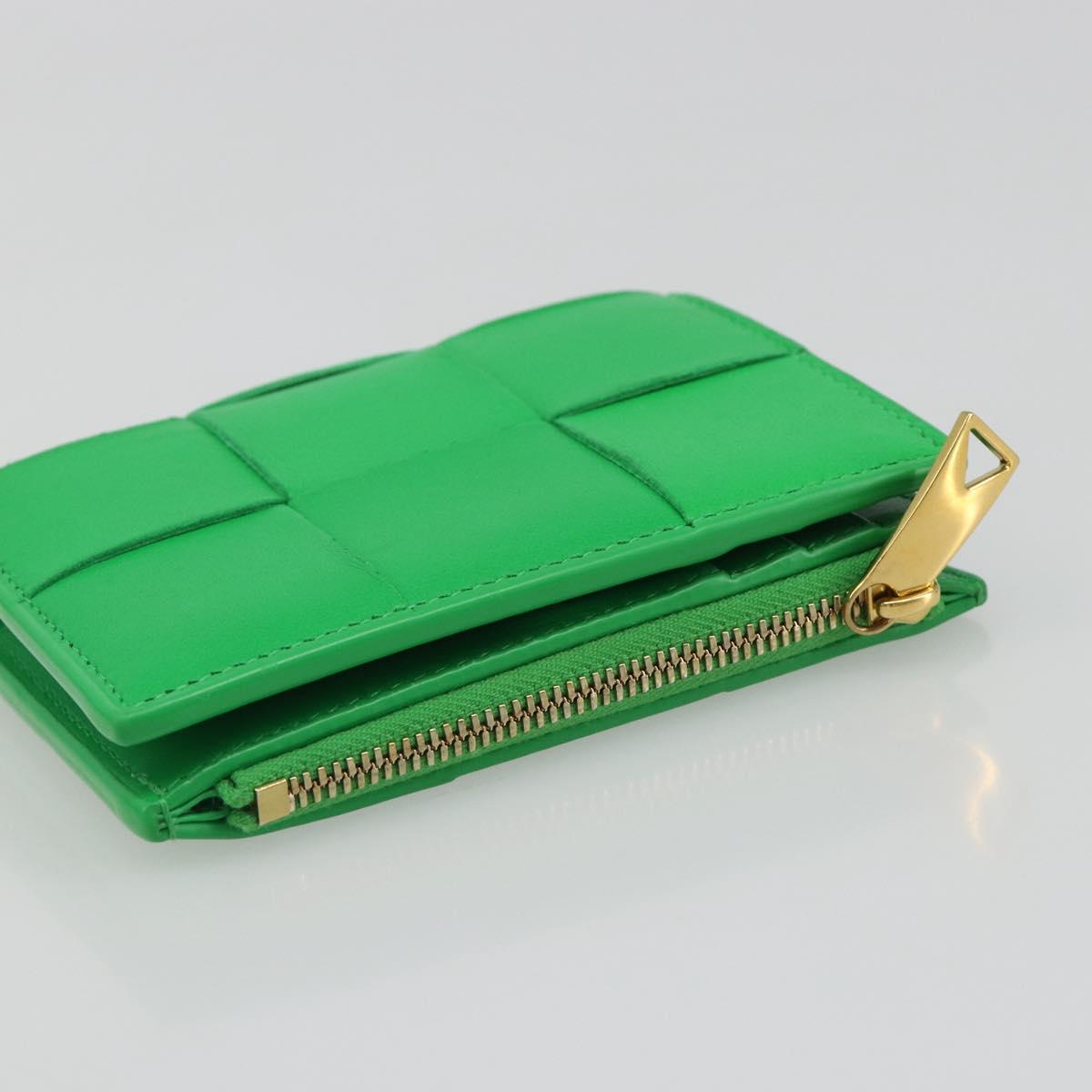 BOTTEGA VENETA MAXI INTRECCIATO Cassette Wallet Leather Green Auth 188052A