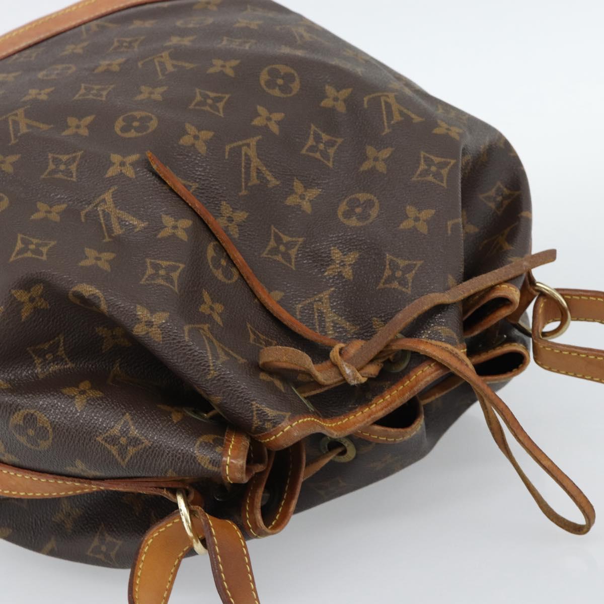 LOUIS VUITTON Monogram Noe Shoulder Bag M42224 LV Auth 188059