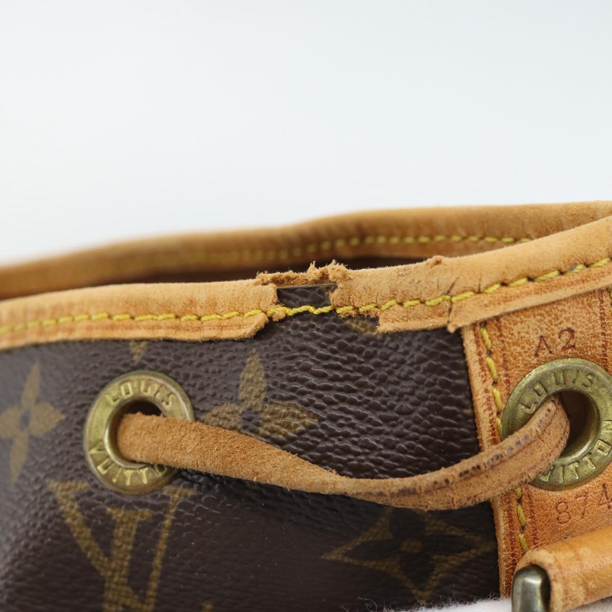 LOUIS VUITTON Monogram Petit Noe Shoulder Bag M42226 LV Auth 188092