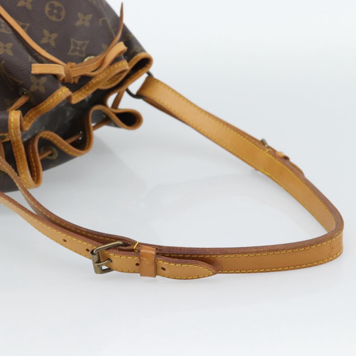 LOUIS VUITTON Monogram Petit Noe Shoulder Bag M42226 LV Auth 188093V