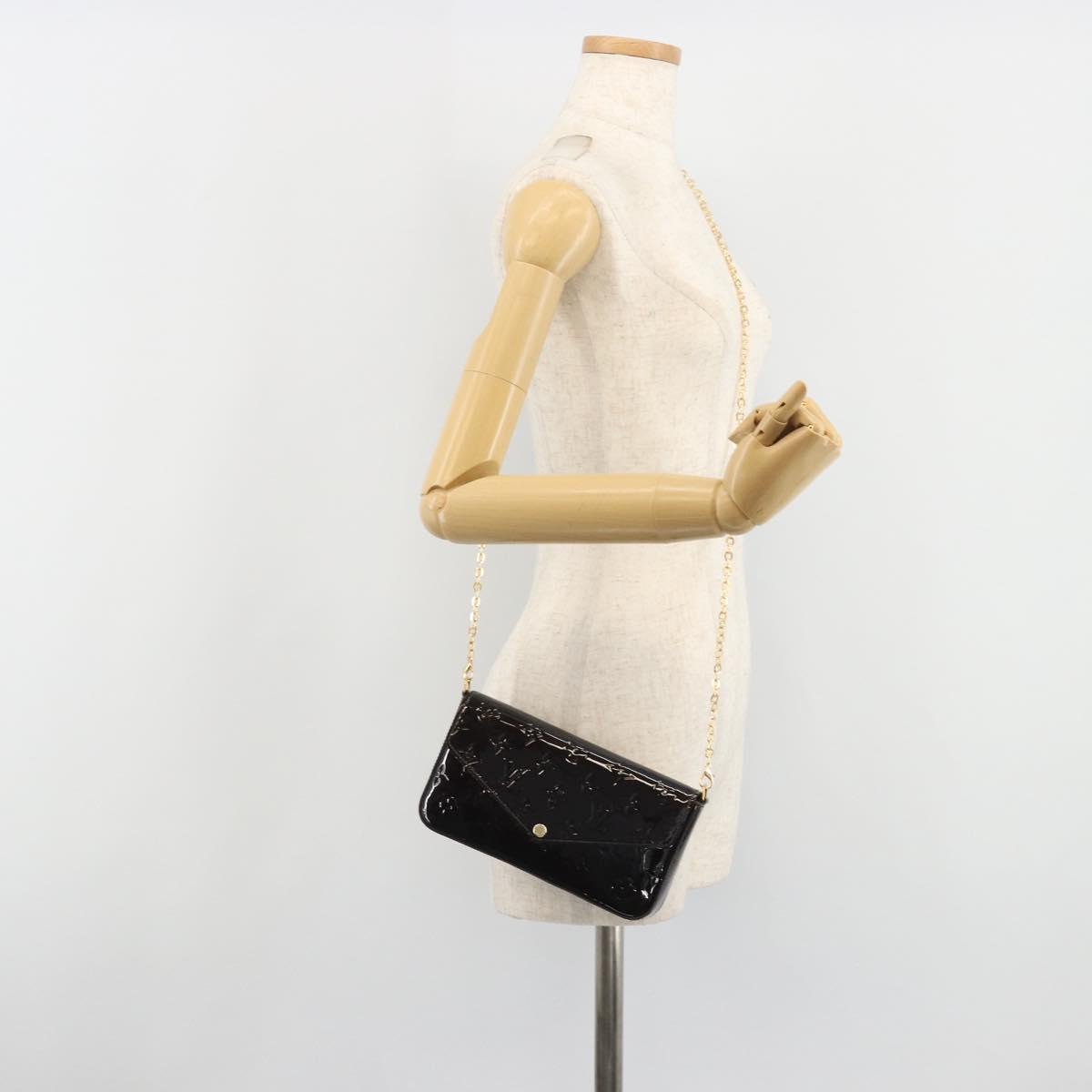 LOUIS VUITTON Monogram Vernis Pochette Felice Amarante M61267 Auth 188234A