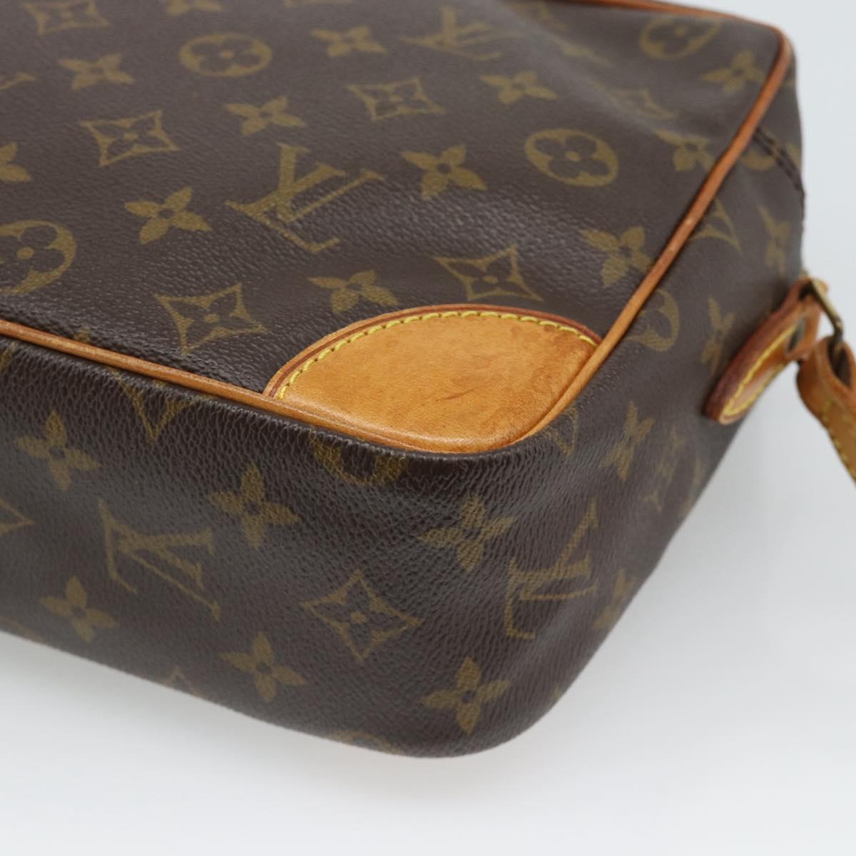 LOUIS VUITTON Monogram Trocadero 30 Shoulder Bag M51272 LV Auth 188307