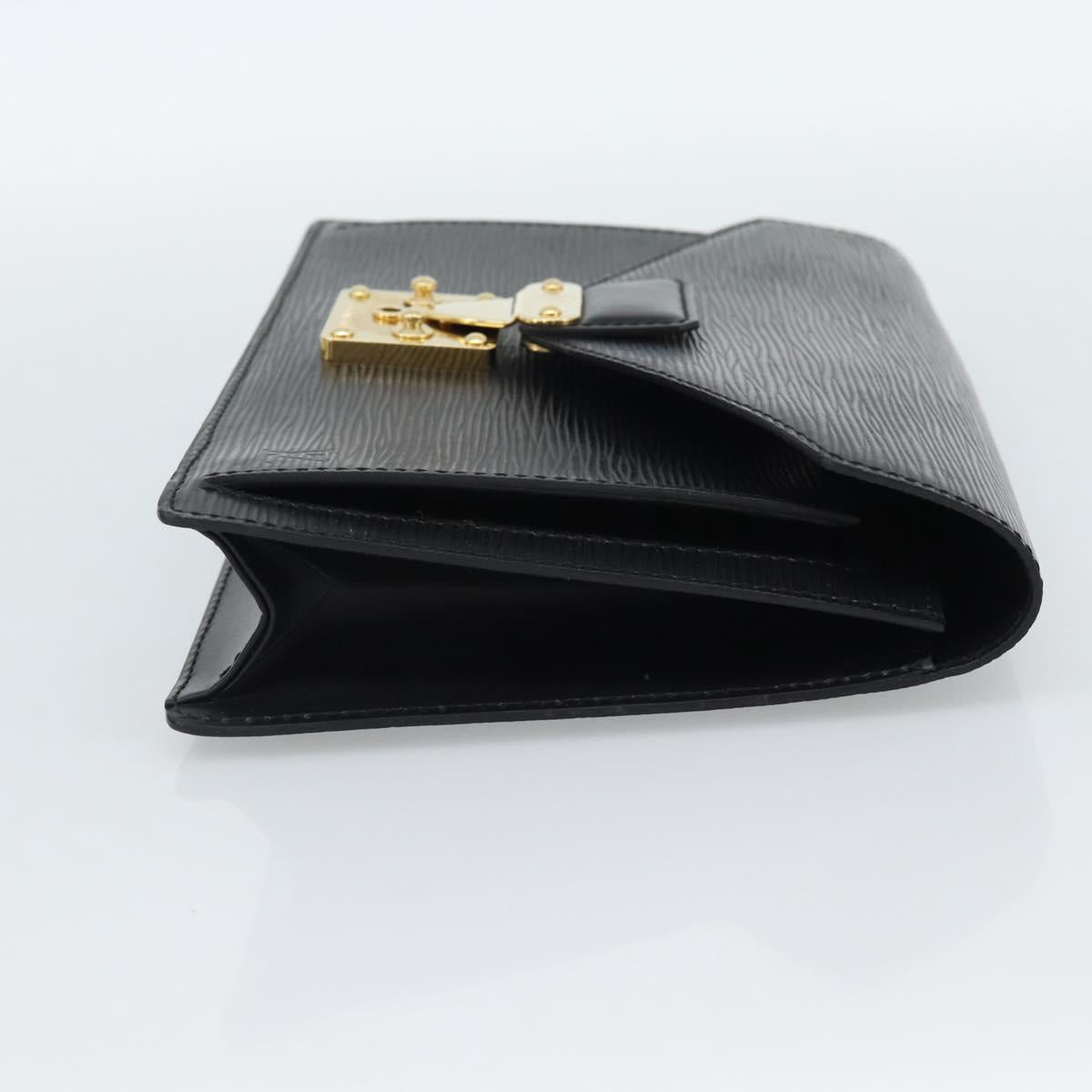 LOUIS VUITTON Epi Serie Dragonne Clutch Bag Black Noir M52612 LV Auth 188343A