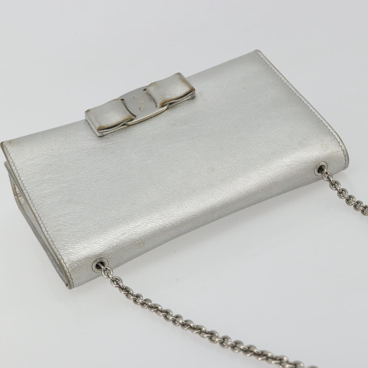 Salvatore Ferragamo Vara Ribbon Chain Shoulder Bag Leather Silver Auth 188398