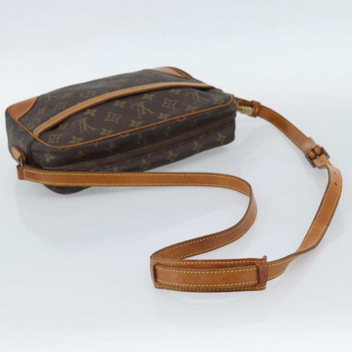 LOUIS VUITTON Monogram Trocadero 27 Shoulder Bag M51274 LV Auth 188424