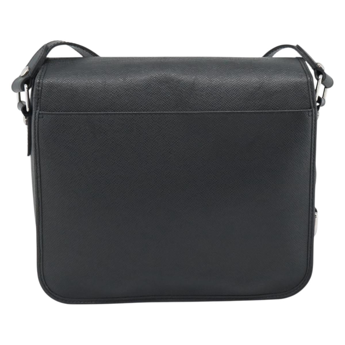 LOUIS VUITTON Taiga Andrei Shoulder Bag Ardoise M32482 LV Auth 188427V