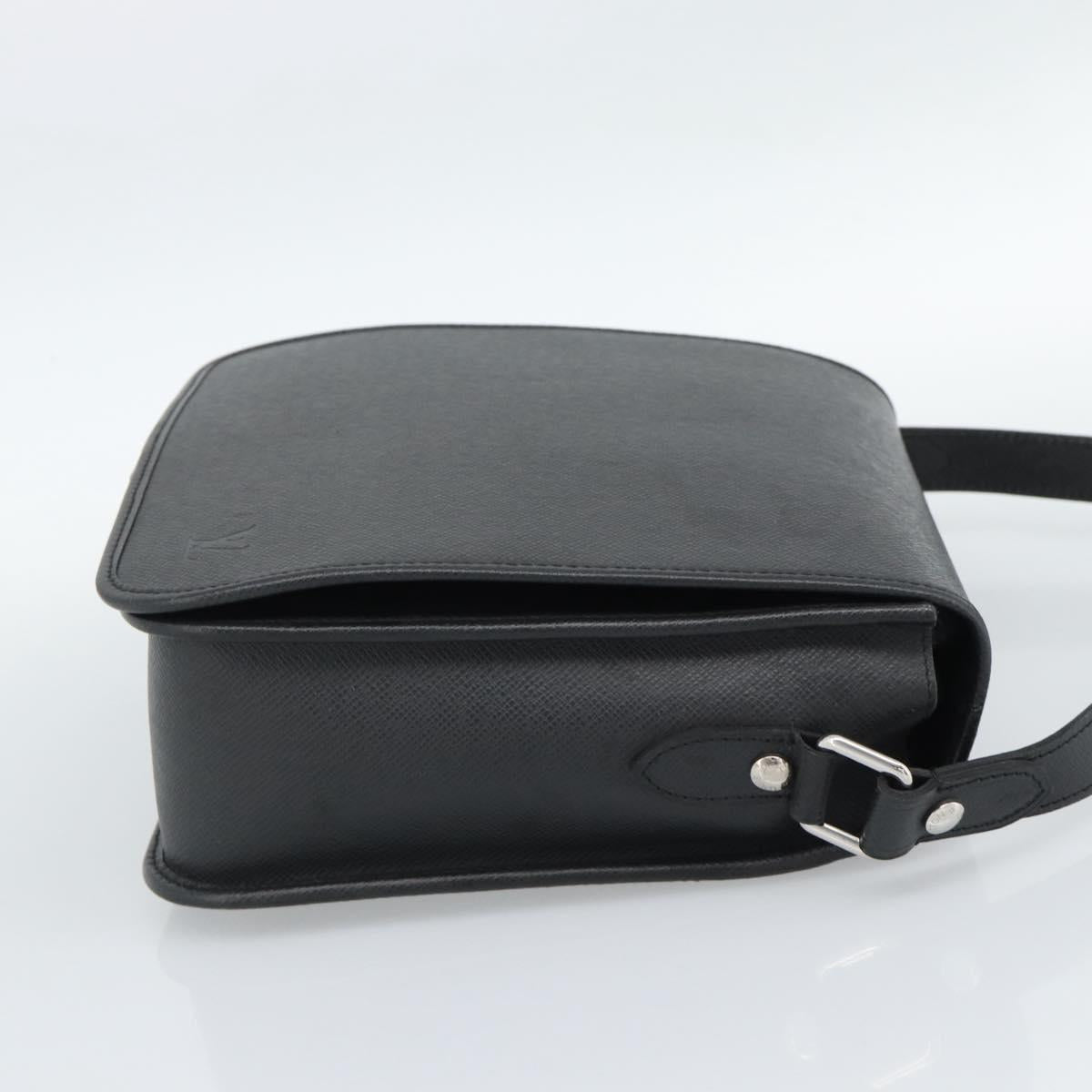 LOUIS VUITTON Taiga Andrei Shoulder Bag Ardoise M32482 LV Auth 188427V