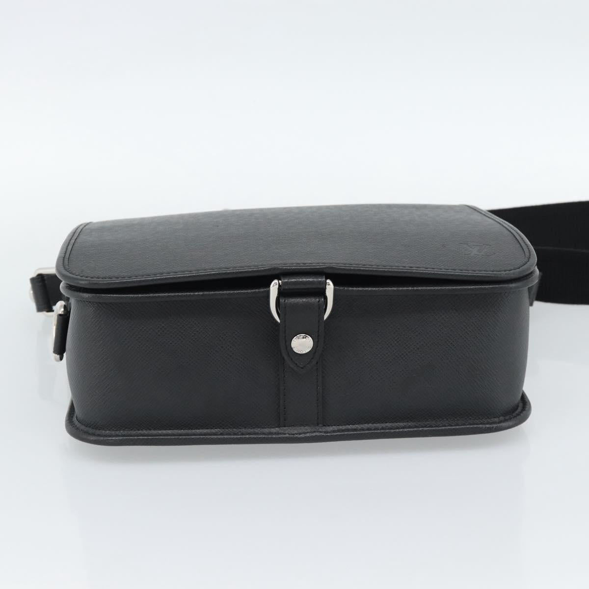LOUIS VUITTON Taiga Andrei Shoulder Bag Ardoise M32482 LV Auth 188427V
