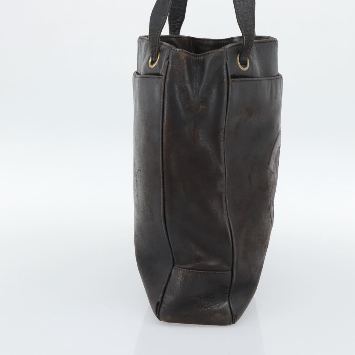 CHANEL Shoulder Bag Leather Brown Gold CC Auth 188488