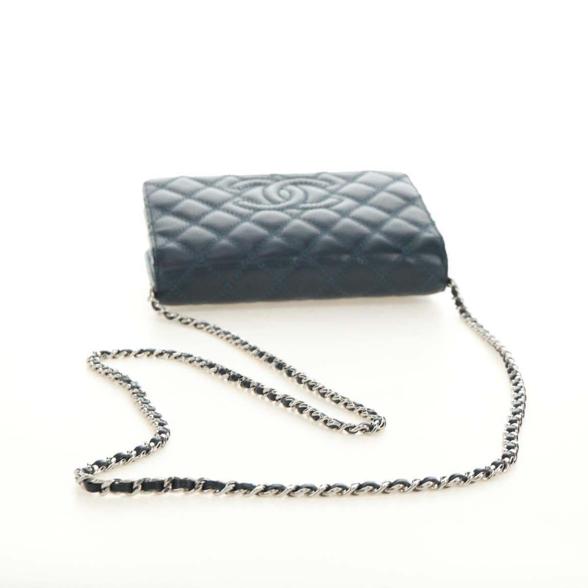 CHANEL Matelasse Chain Wallet Bag Caviar Skin Navy Silver CC Auth 188550SAV