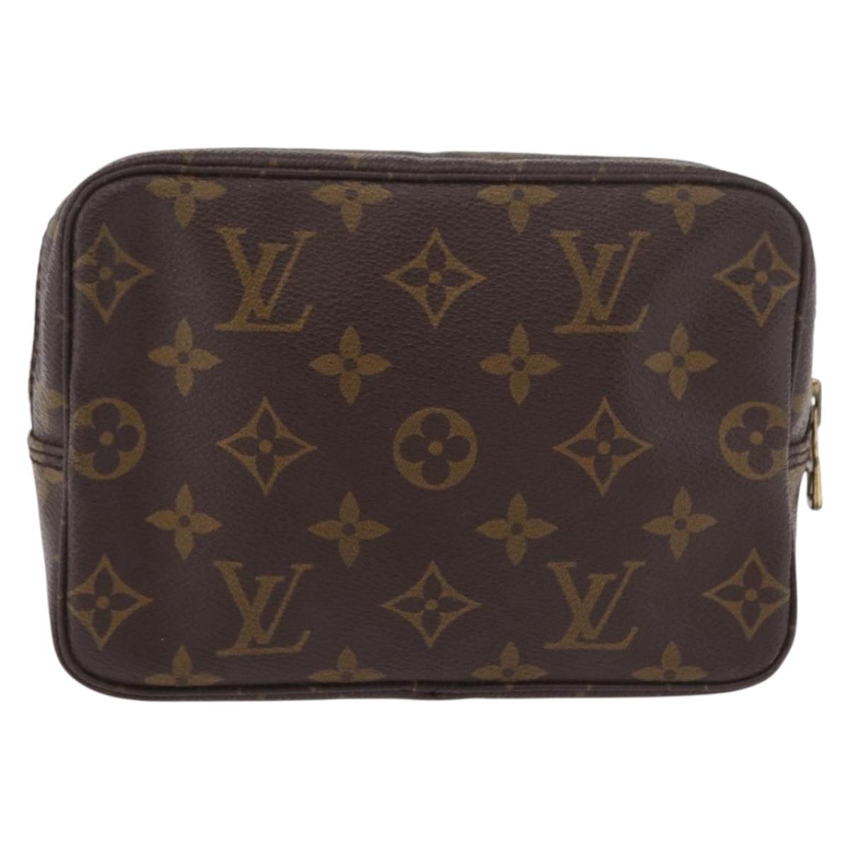 LOUIS VUITTON Monogram Trousse Toilette 18 Pouch M47526 LV Auth 188666