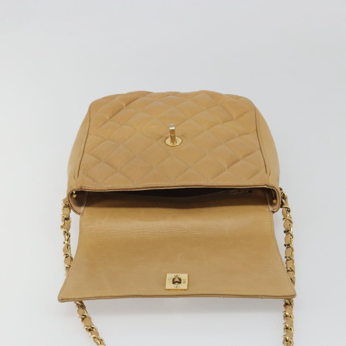 CHANEL Matelasse Chain Shoulder Bag Leather Beige Gold CC Auth 188722