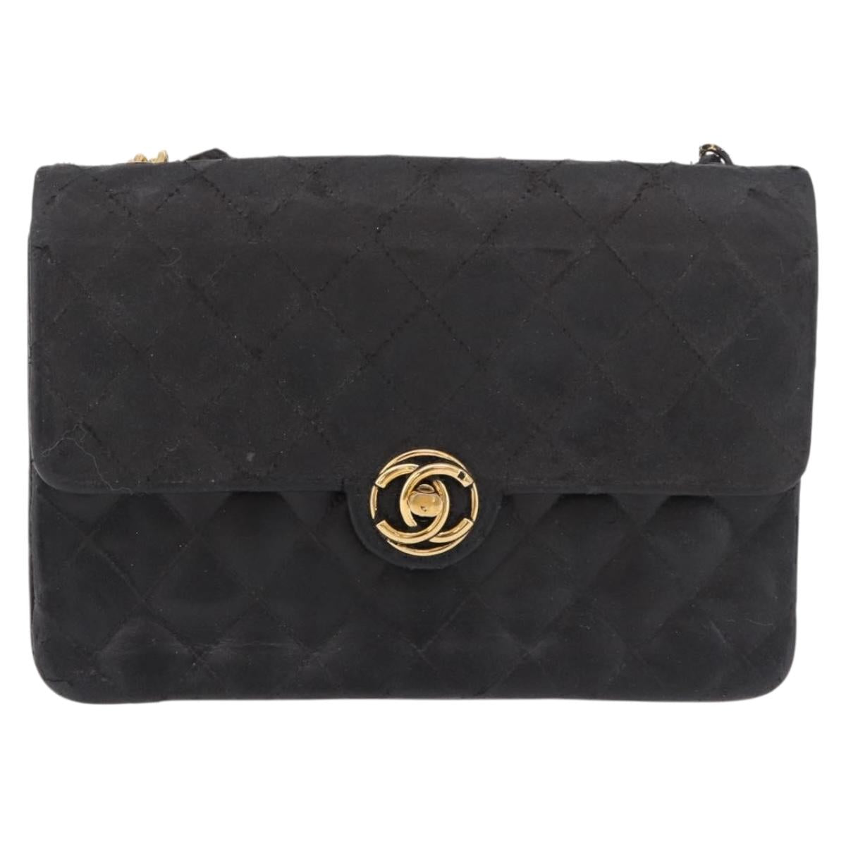 CHANEL Matelasse Chain Shoulder Bag Leather Black Gold CC Auth 188806
