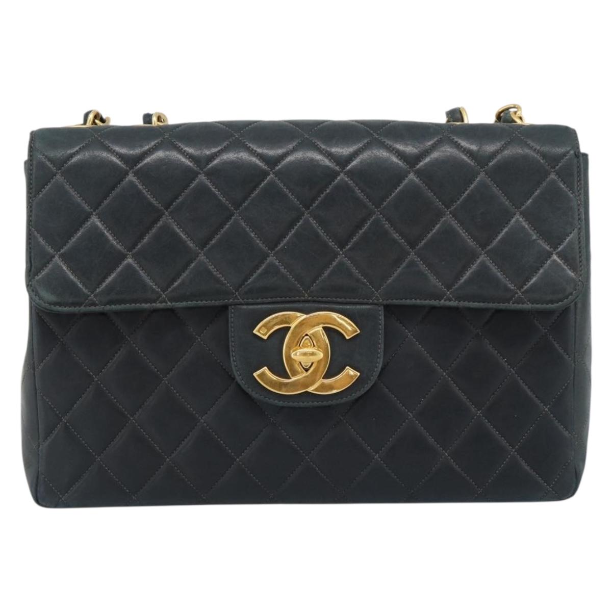 CHANEL Big Matelasse30 Chain Shoulder Bag Leather Black Gold CC Auth 188911V