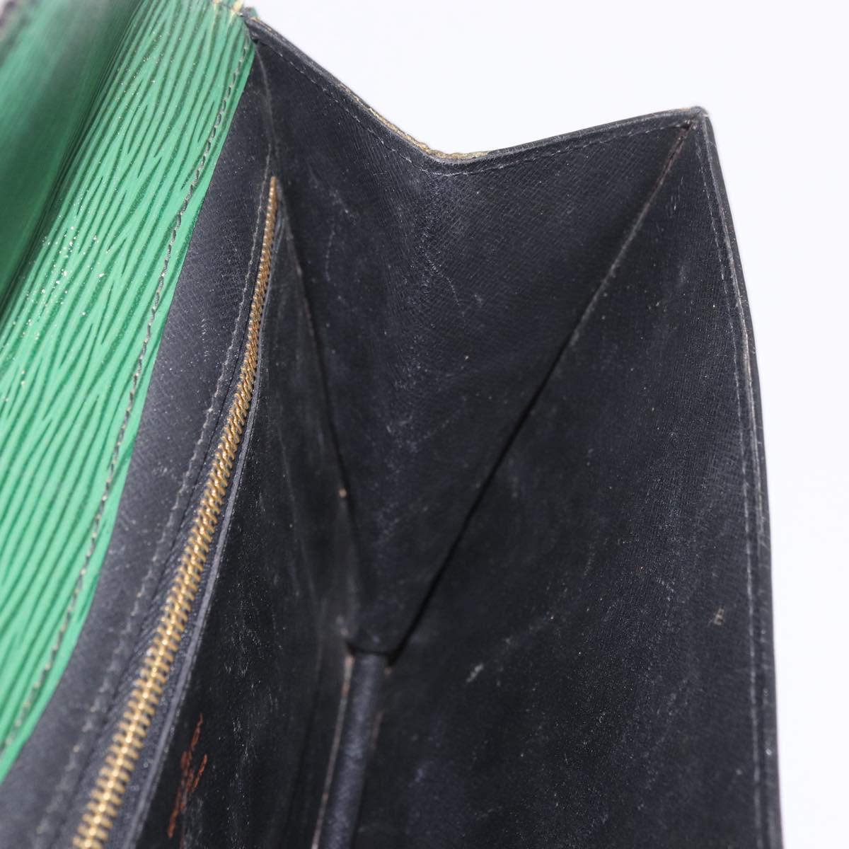 LOUIS VUITTON Epi Montaigne 27 Clutch Bag Green M52654 LV Auth 188920