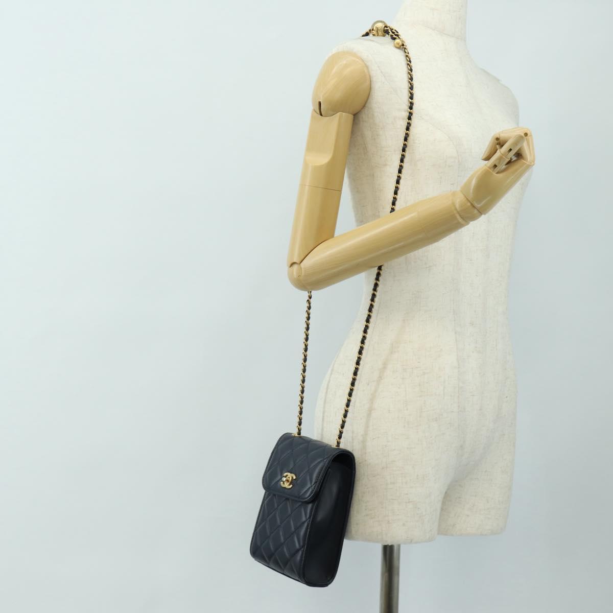 CHANEL Matelasse Chain Shoulder Bag Leather Navy Gold CC Auth 188933SAM