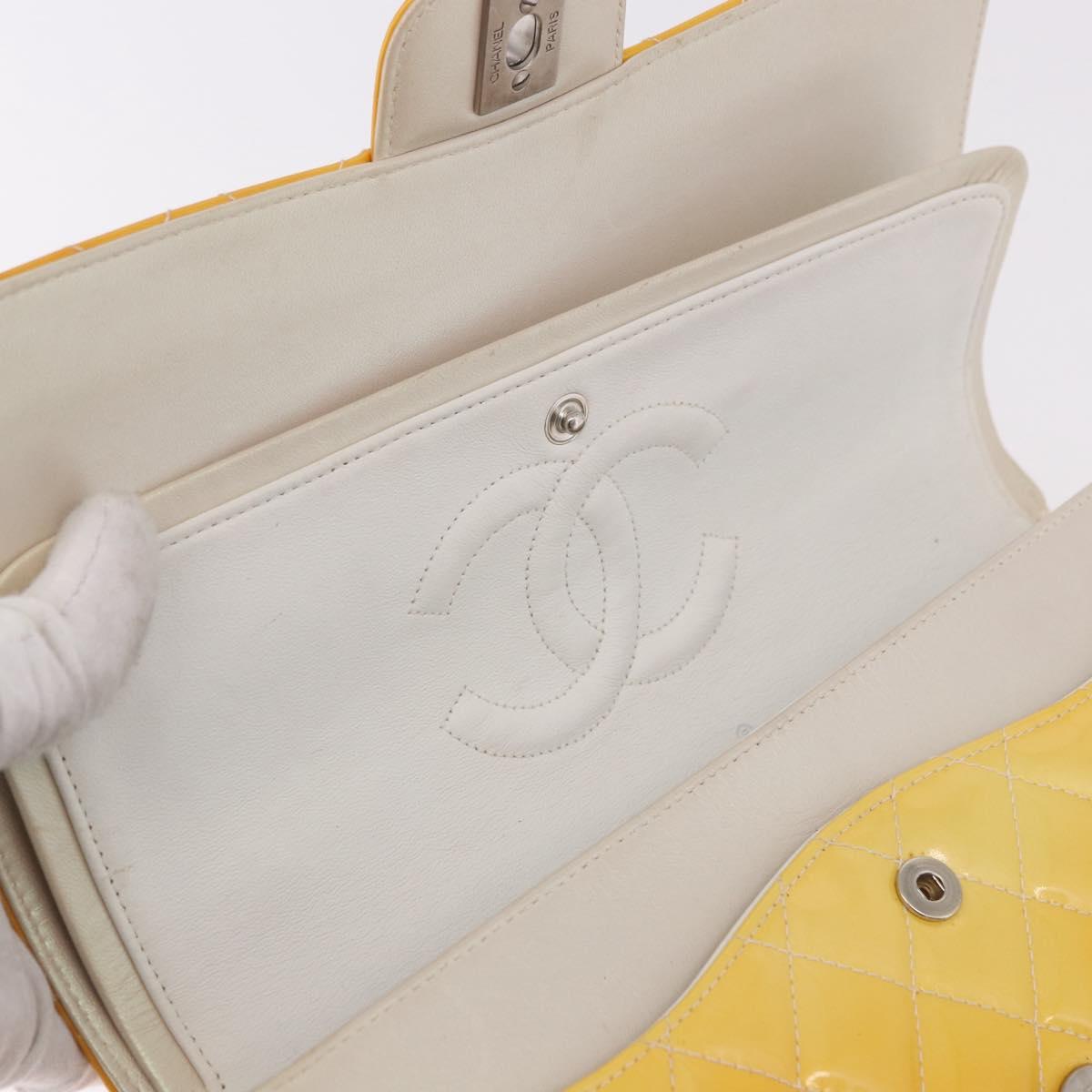CHANEL Chain Matelasse 25 Bag Patent leather Yellow Silver CC Auth 189089
