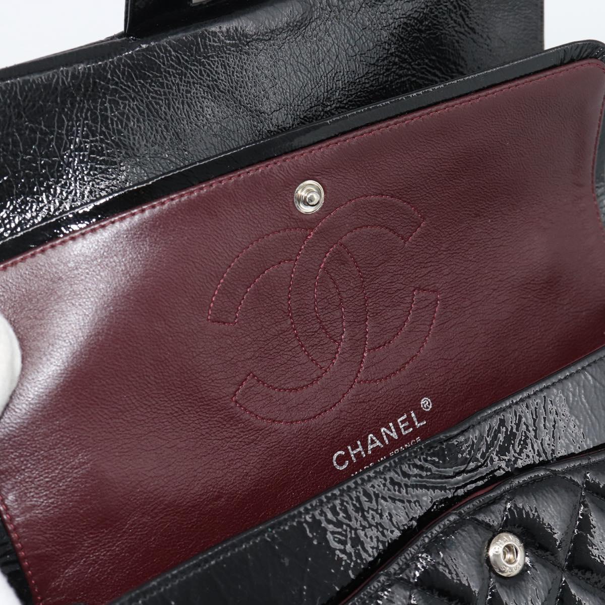 CHANEL Matelasse 25 Chain Bag Patent leather Black Silver CC Auth 189112SM