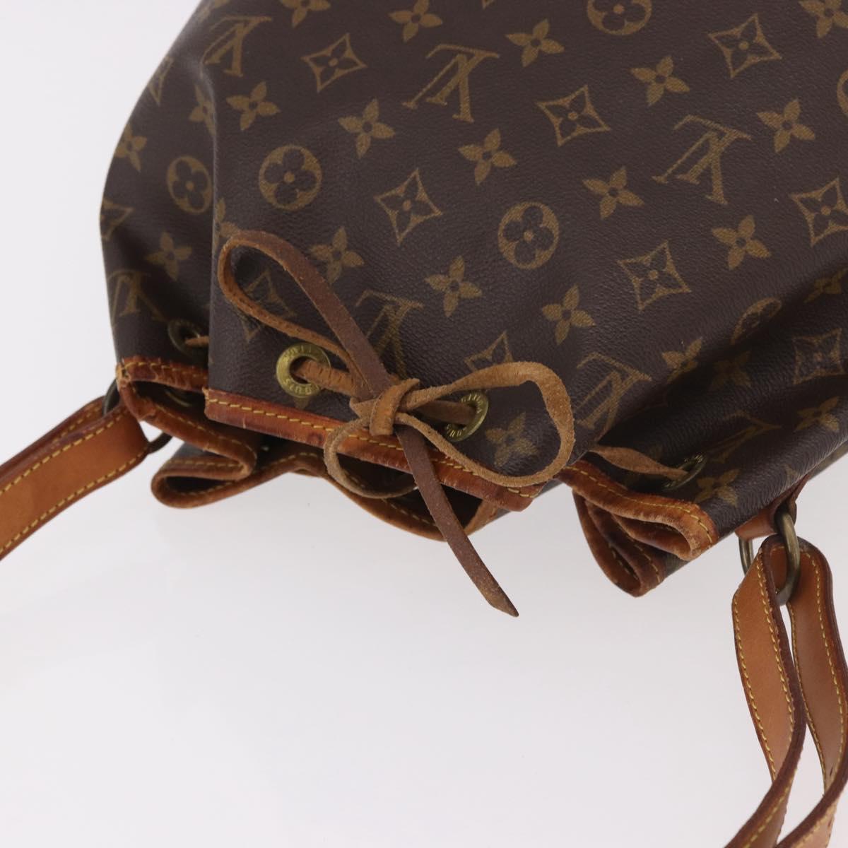 LOUIS VUITTON Monogram Petit Noe Shoulder Bag M42226 LV Auth 189162