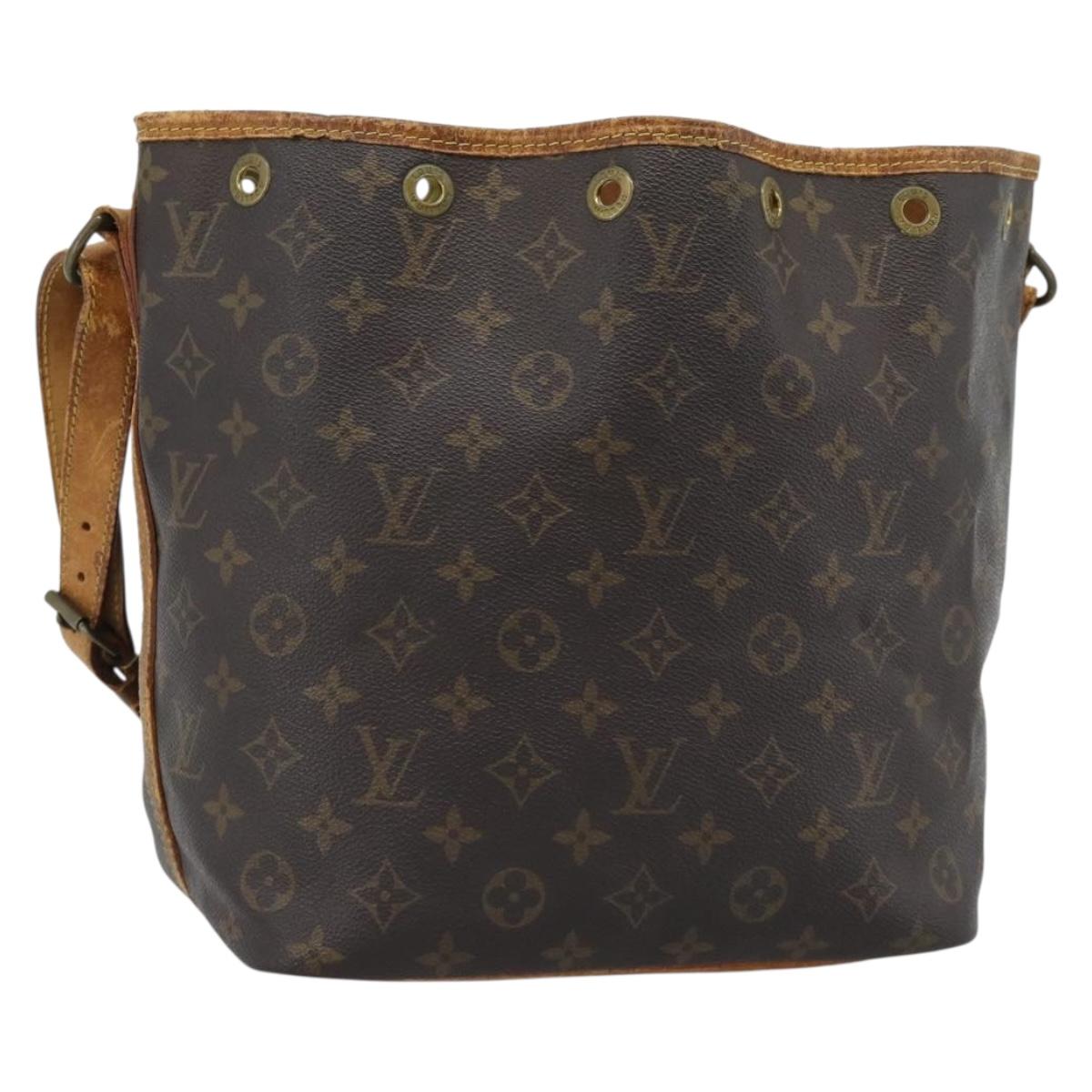 LOUIS VUITTON Monogram Petit Noe Shoulder Bag M42226 LV Auth 189218