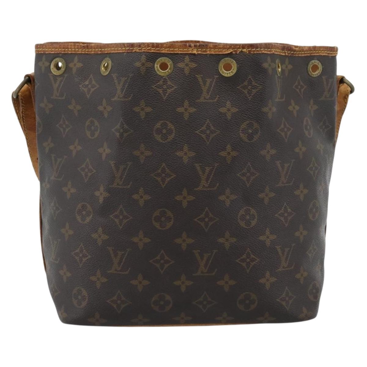 LOUIS VUITTON Monogram Petit Noe Shoulder Bag M42226 LV Auth 189218