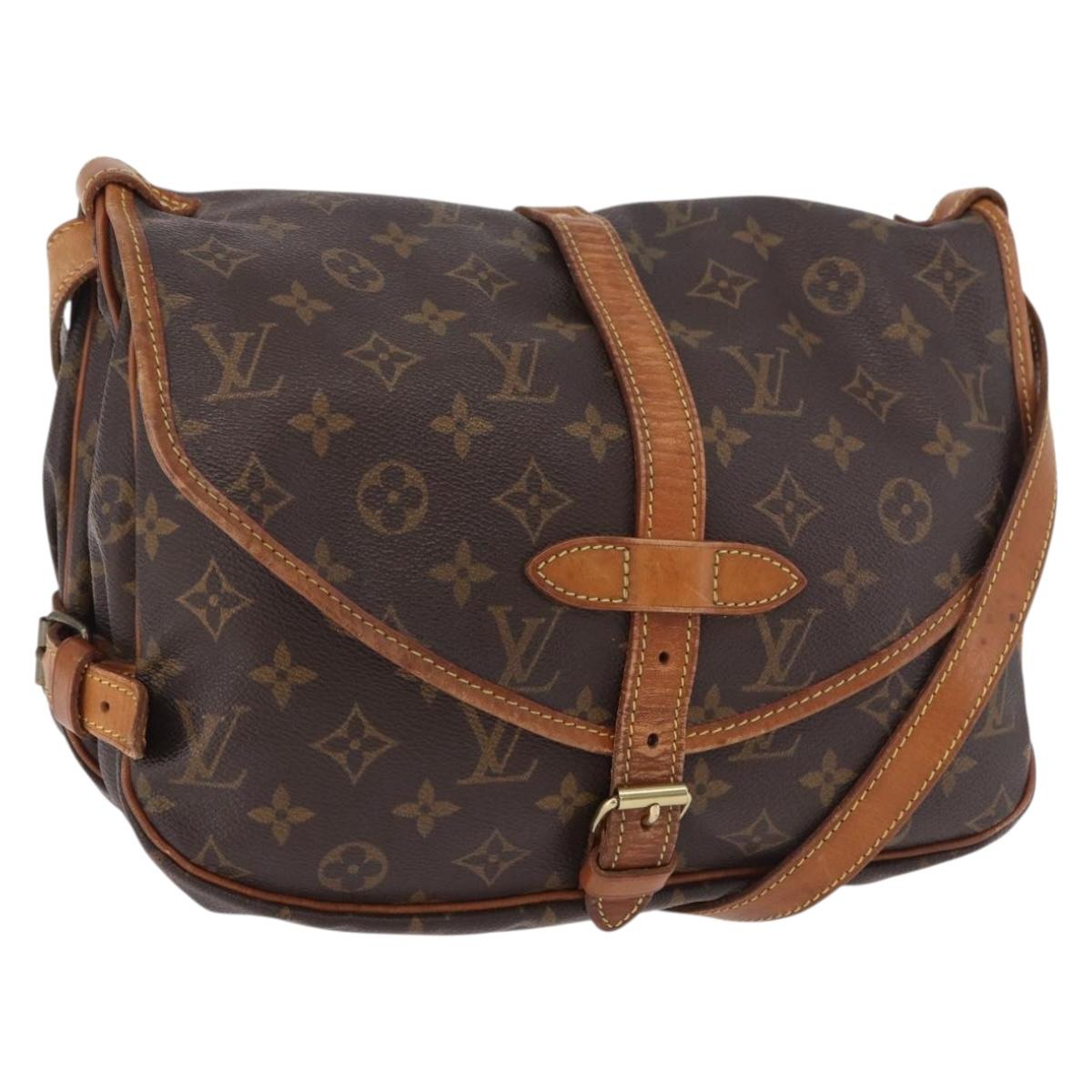 LOUIS VUITTON Monogram Saumur 30 Shoulder Bag M42256 LV Auth 189339