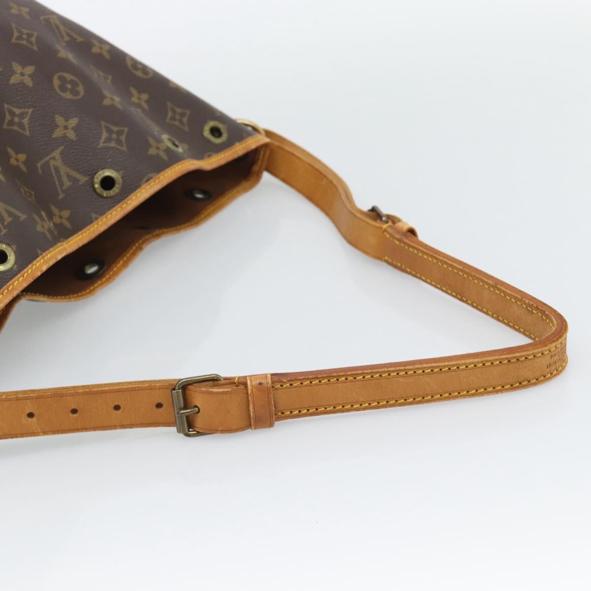 LOUIS VUITTON Monogram Petit Noe Shoulder Bag M42226 LV Auth 189528