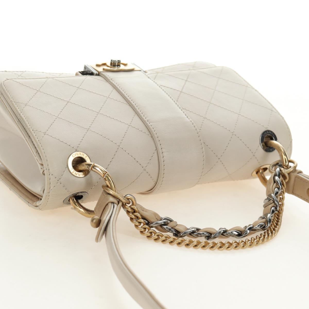 CHANEL Matelasse Shoulder Bag Leather 2way Ivory Gold Silver CC Auth 189588SAV