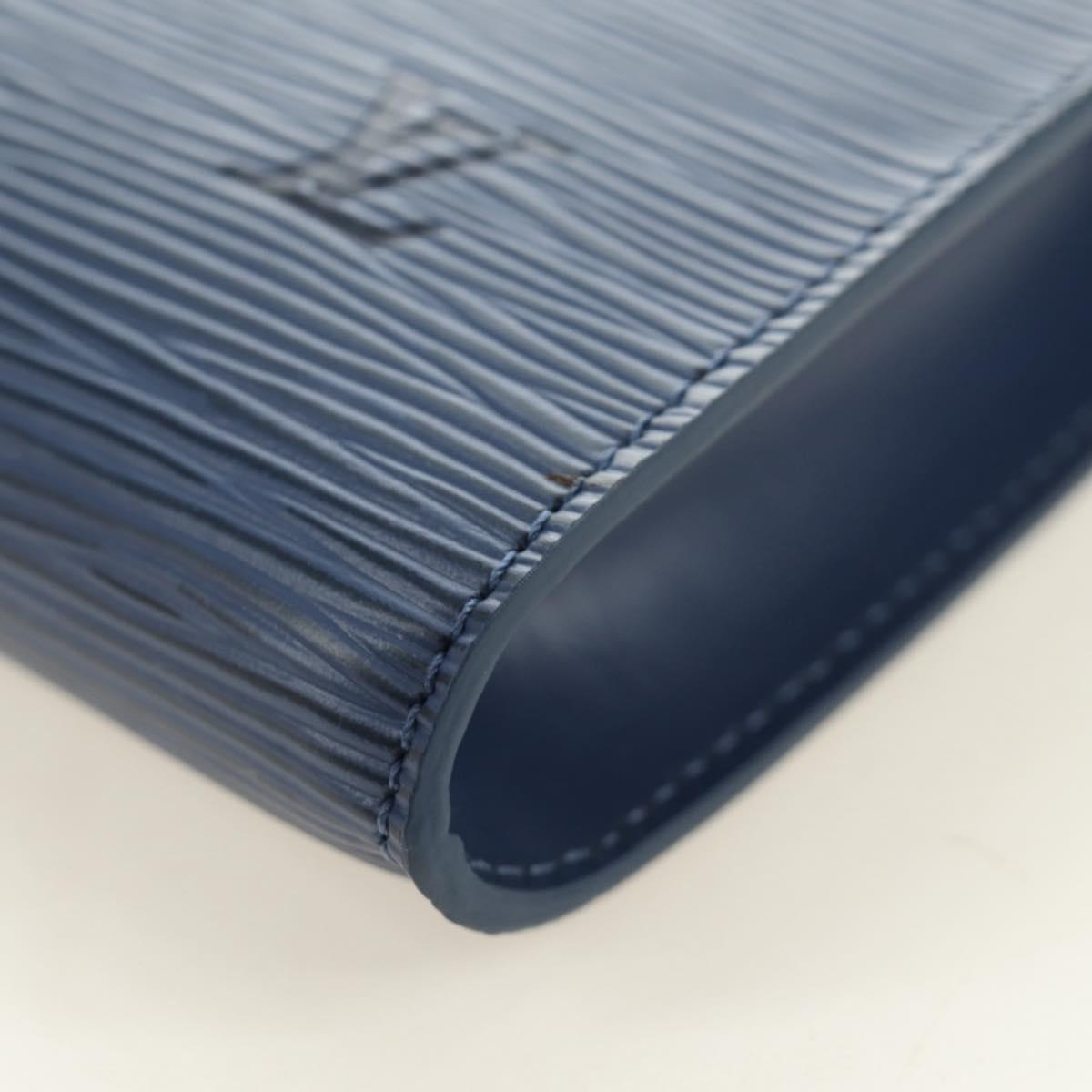 LOUIS VUITTON Epi Pochette Accessoires Pouch Blue M52945 LV Auth 189654V