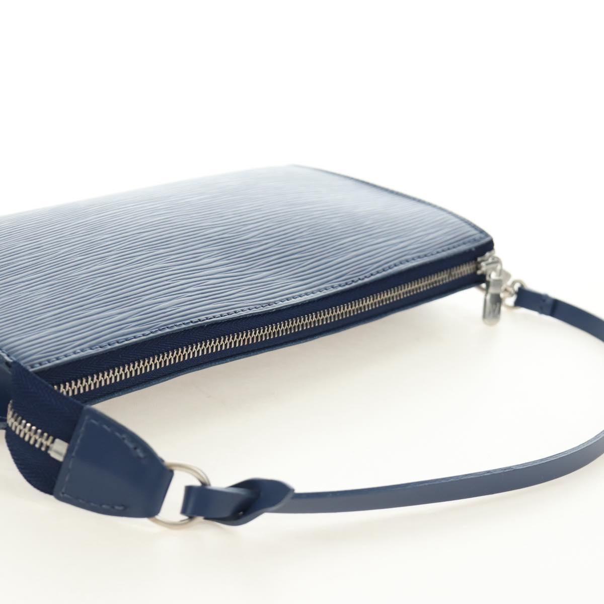 LOUIS VUITTON Epi Pochette Accessoires Pouch Blue M52945 LV Auth 189654V