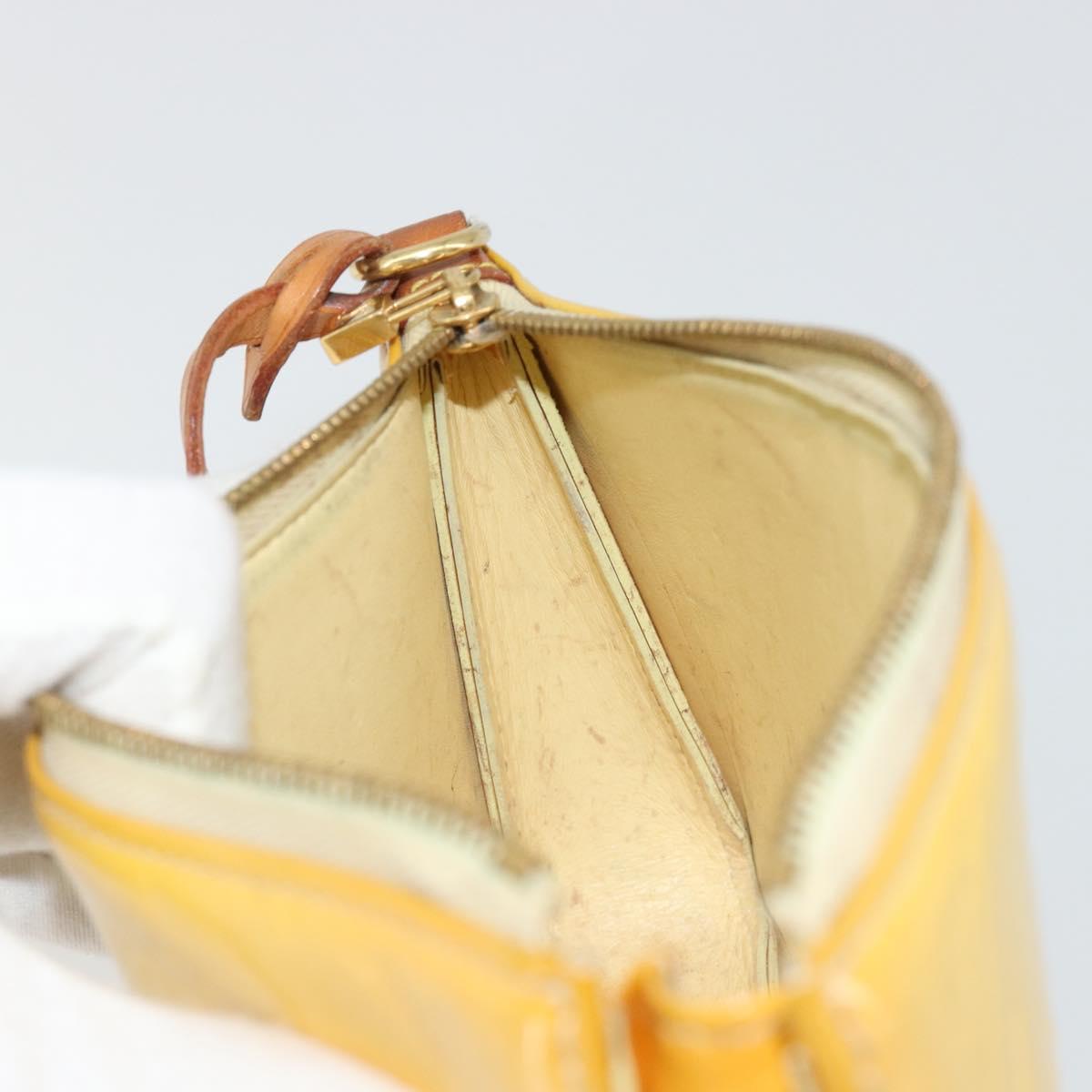 LOUIS VUITTON Monogram Vernis Lexington Pouch Lime Yellow M91058 LV Auth 189688