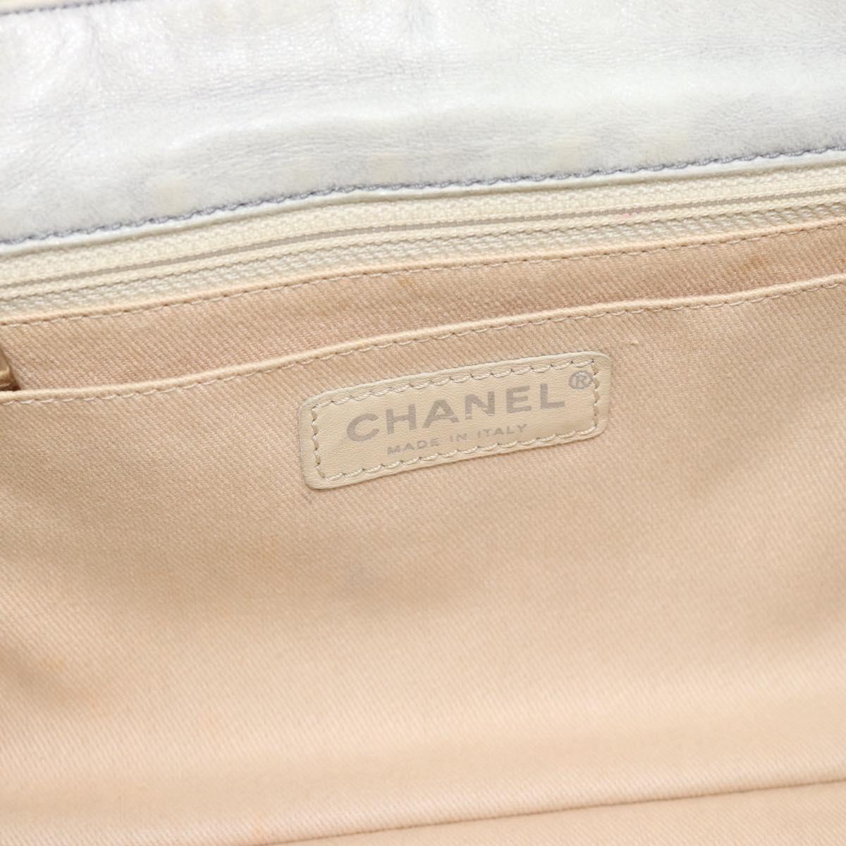 CHANEL Chain Shoulder Bag Leather White Silver CC Auth 189691