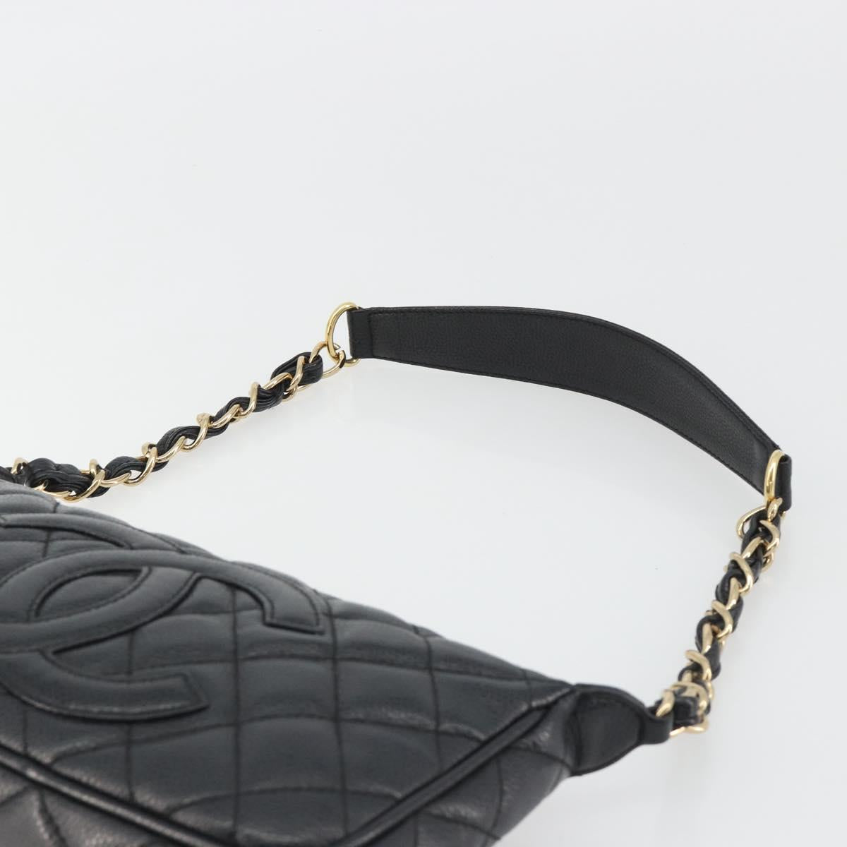CHANEL Matelasse Chain Shoulder Bag Caviar Skin Black Gold CC Auth 189723V