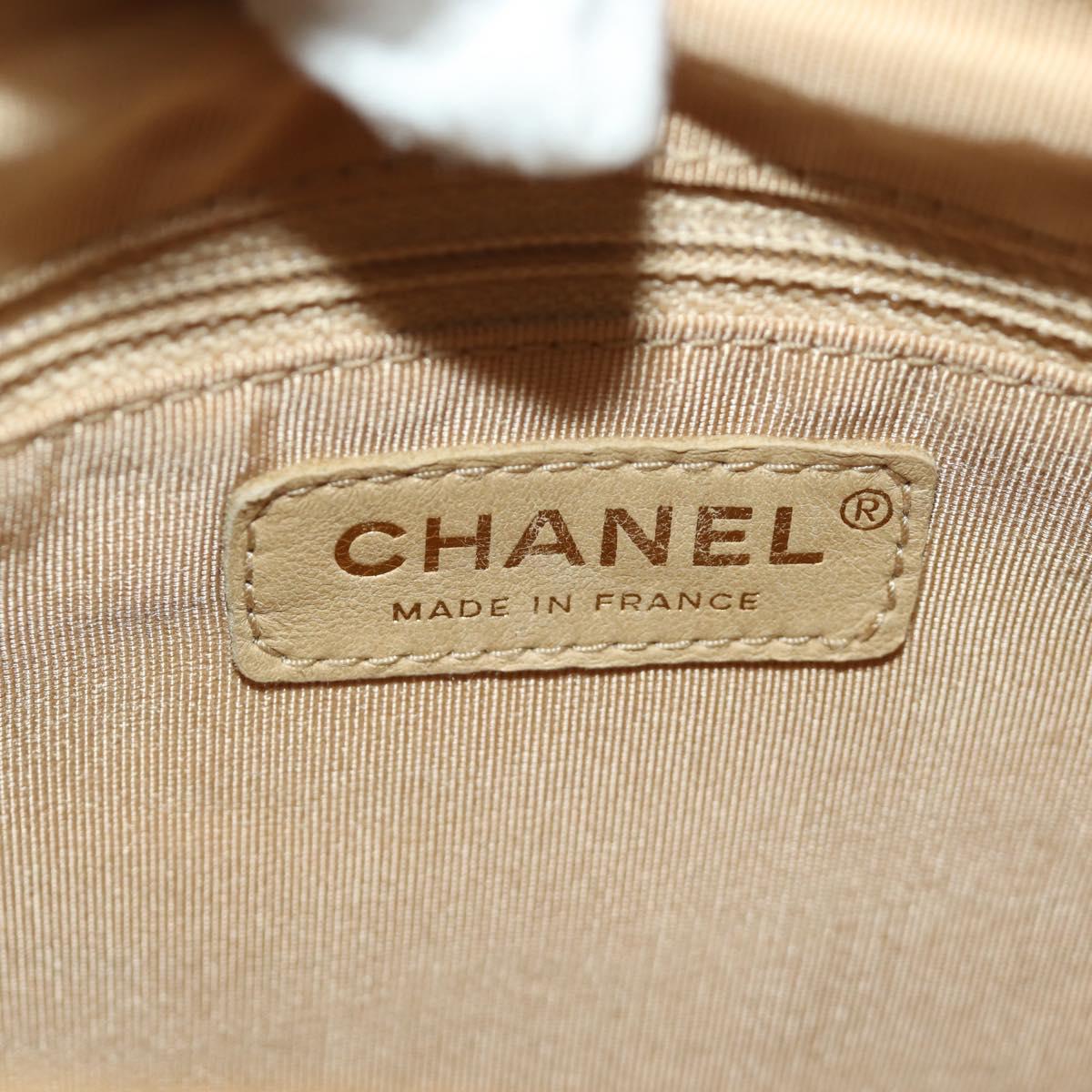 CHANEL Matelasse Chain Shoulder Bag Caviar Skin Beige Gold CC Auth 189729SV