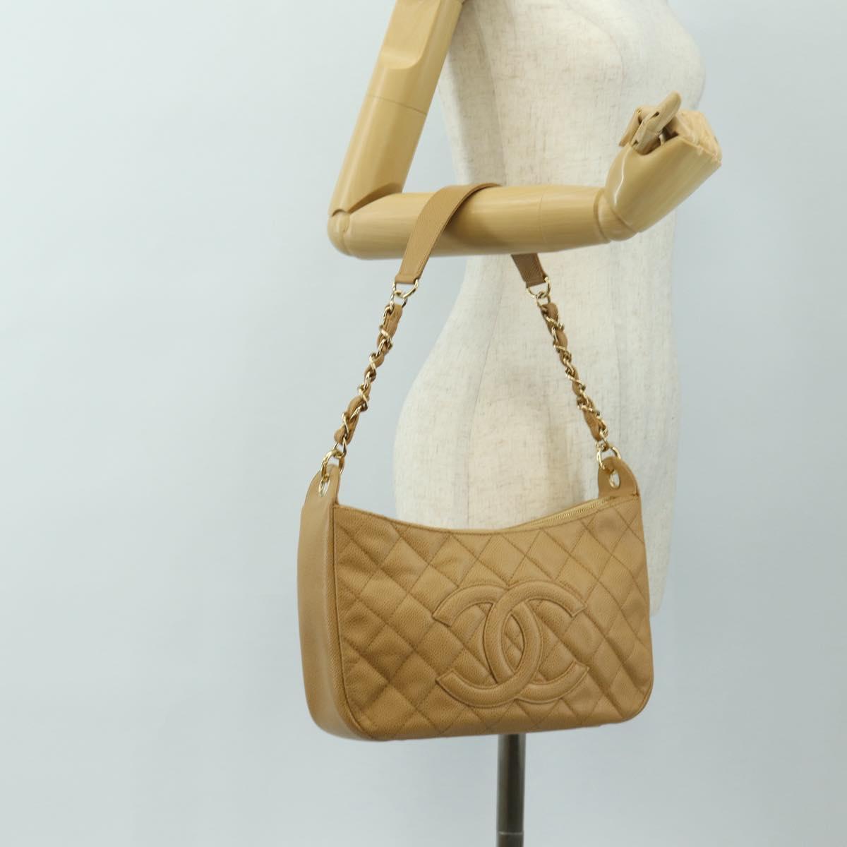 CHANEL Matelasse Chain Shoulder Bag Caviar Skin Beige Gold CC Auth 189729SV