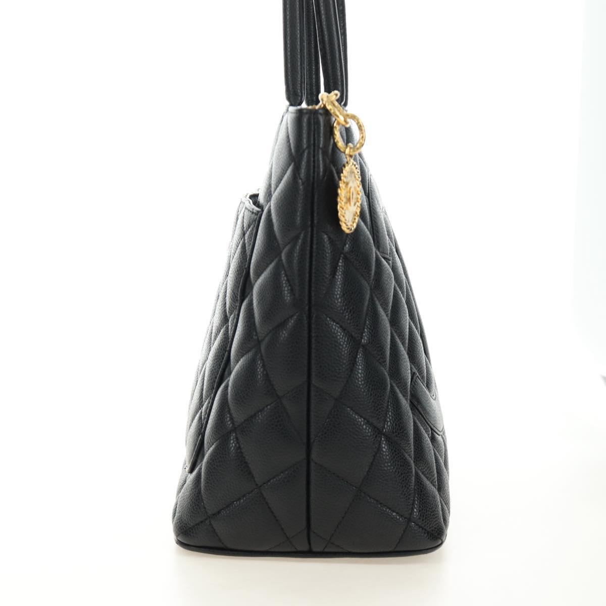 CHANEL Matelasse Standard Tote Bag Caviar Skin Black Gold CC Auth 189730SV