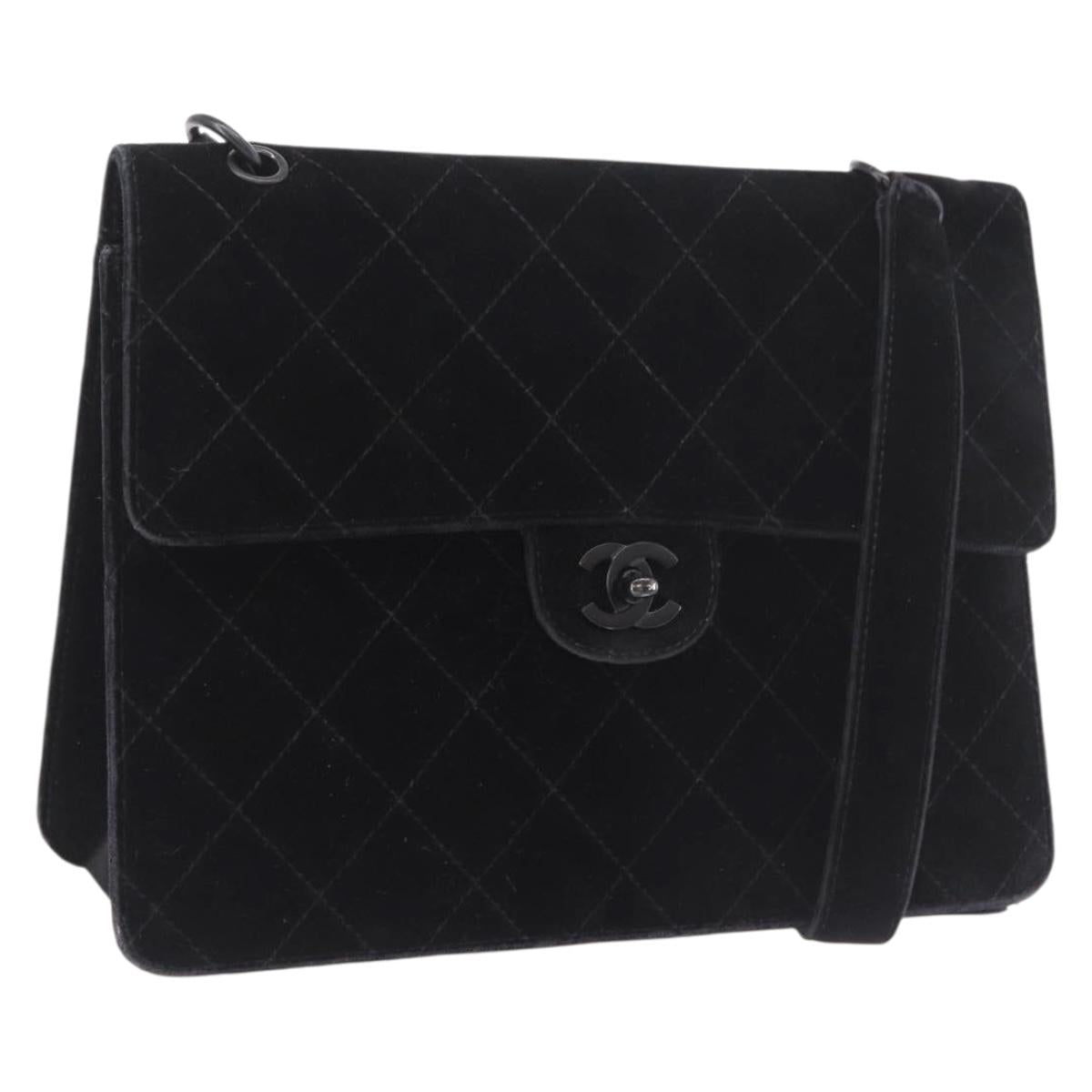 CHANEL Matelasse Chain Shoulder Bag Velor Black CC Auth 189792A