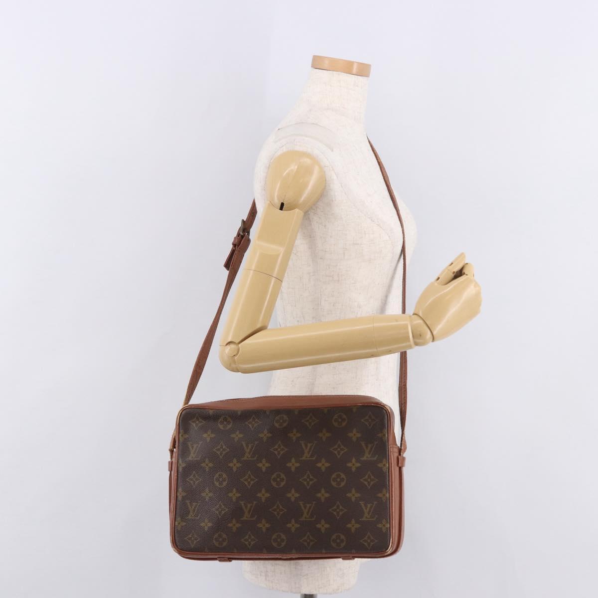 LOUIS VUITTON Monogram Sac Bandouliere 30 Shoulder Bag M51364 LV Auth 189817