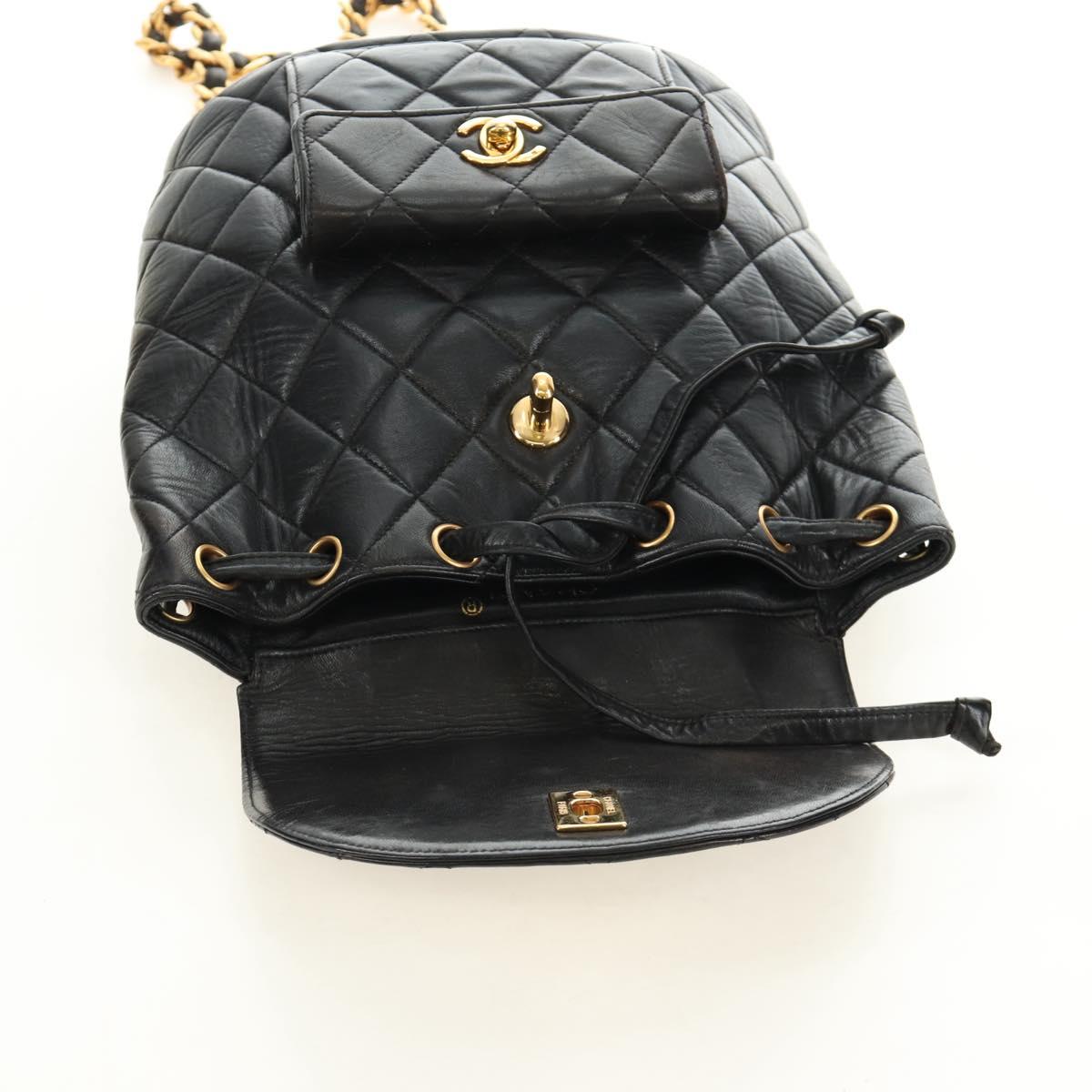 CHANEL Matelasse Chain Backpack Lamb Skin Gold Black CC Auth 189831SV